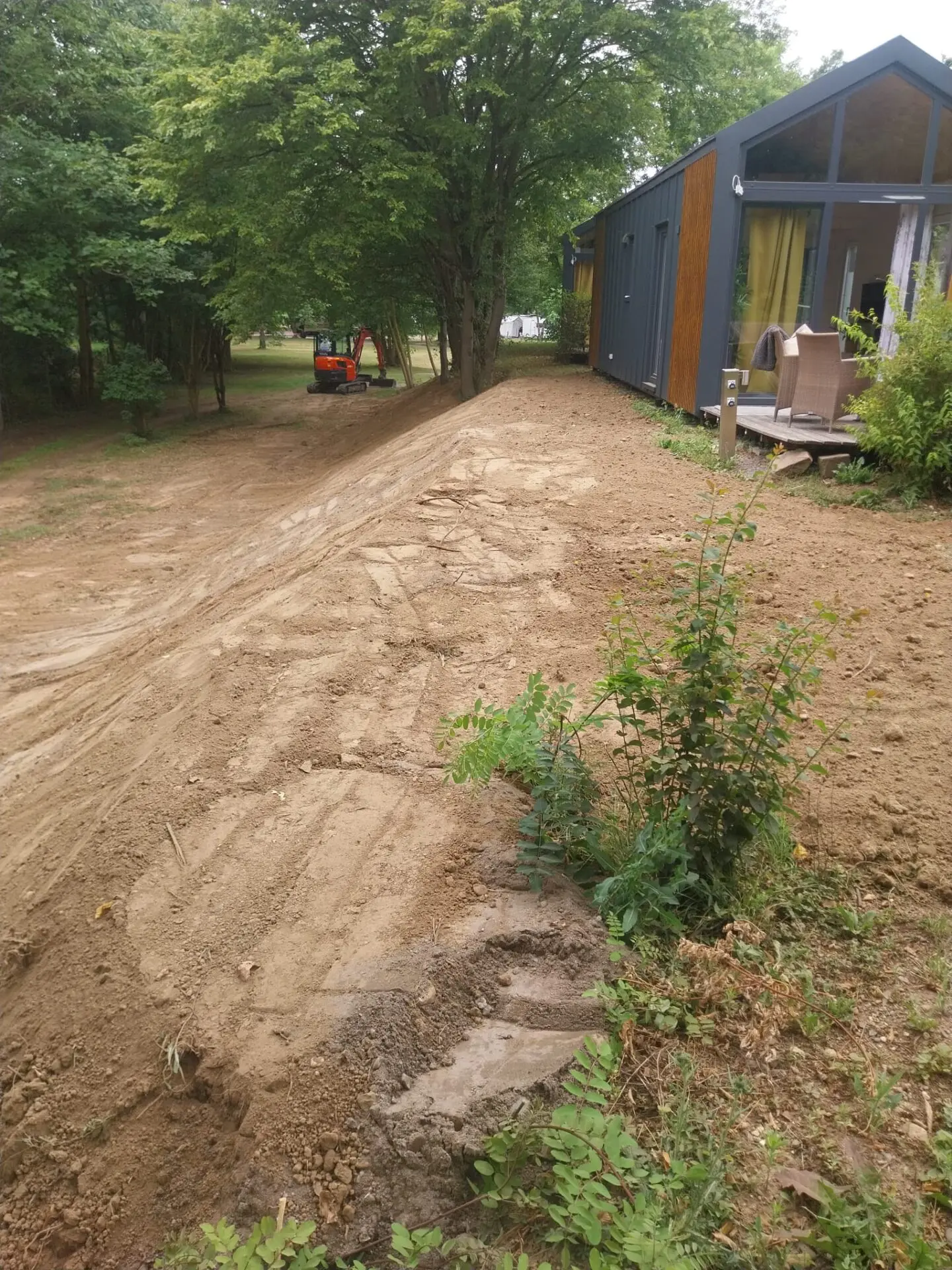 Geländeprofilierungsarbeiten, Herstellung Böschung